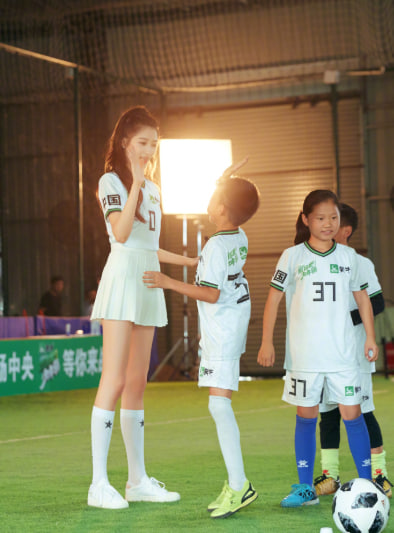 篮球足球团队精神培养方式对比